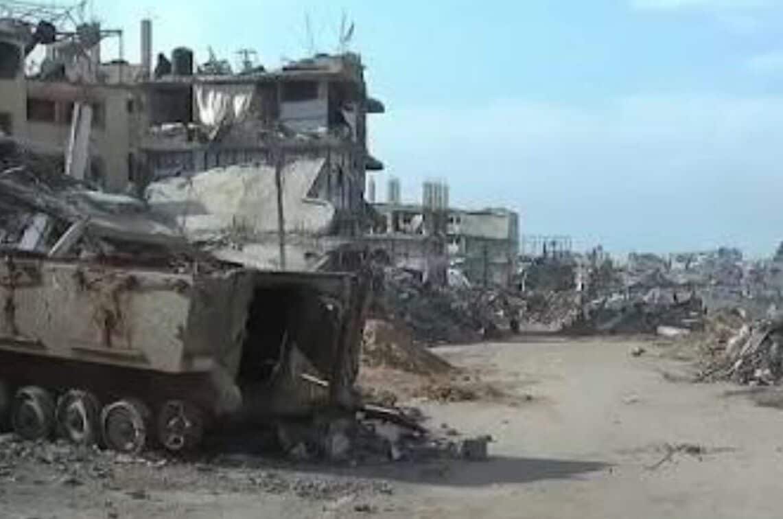 Carri armati telecomandati e giocattoli pieni di esplosivo: così anche le armi automatizzate stanno devastando Gaza