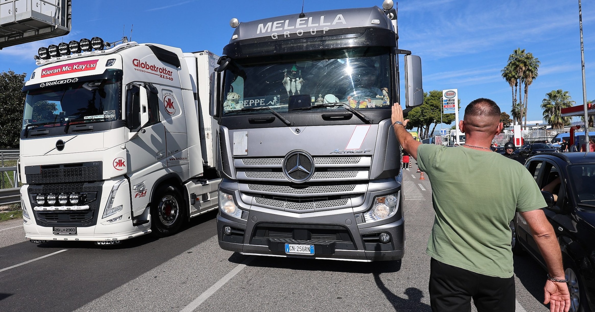 La protesta degli autotrasportatori ti sta mostrando il Sud Italia della crisi che il governo del Nord non conosce