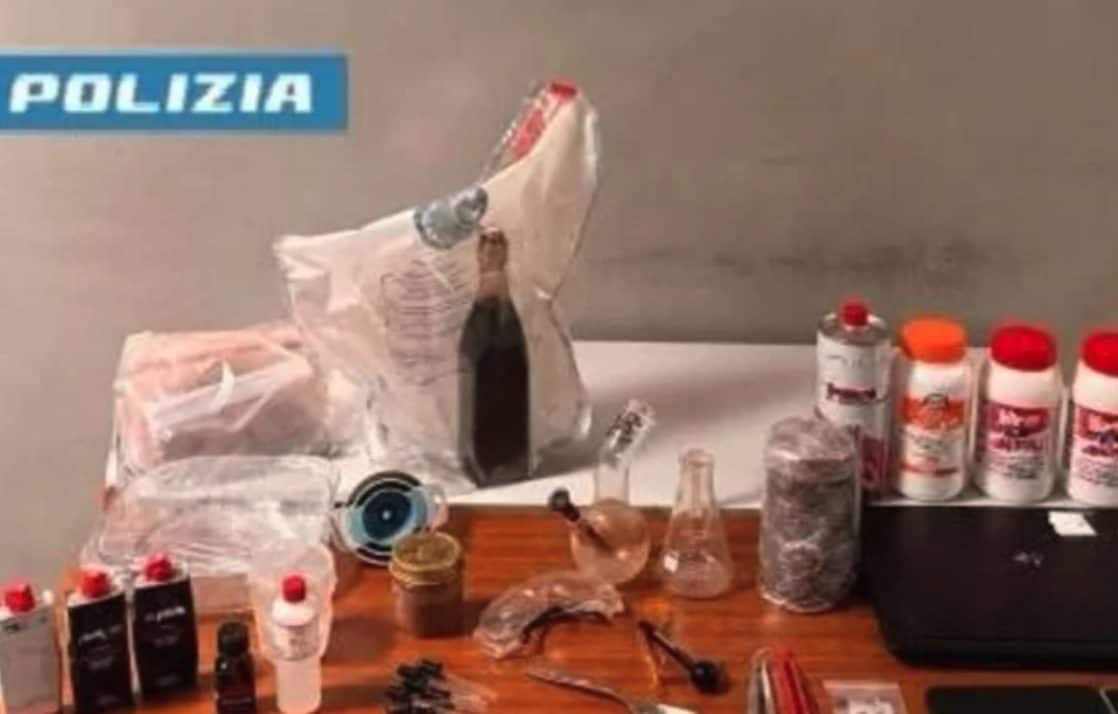 Torino, aveva un laboratorio di droga in camera da letto in stile Breaking bad: studente di Ingegneria arrestato