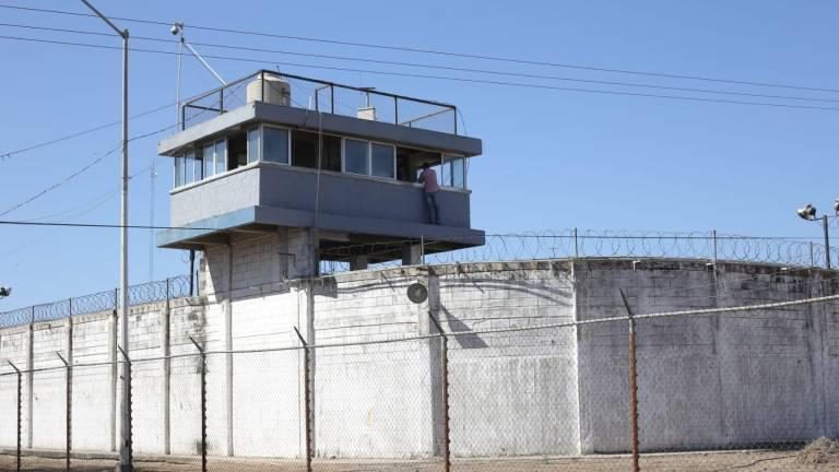 Rivolta nel carcere del narcotraffico di Sinaloa, morte 10 persone tra cui un bimbo in visita