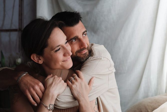 Perdono il figlio di 2 anni, poi lui scopre di avere i reni fuori uso: la moglie gli dona il suo