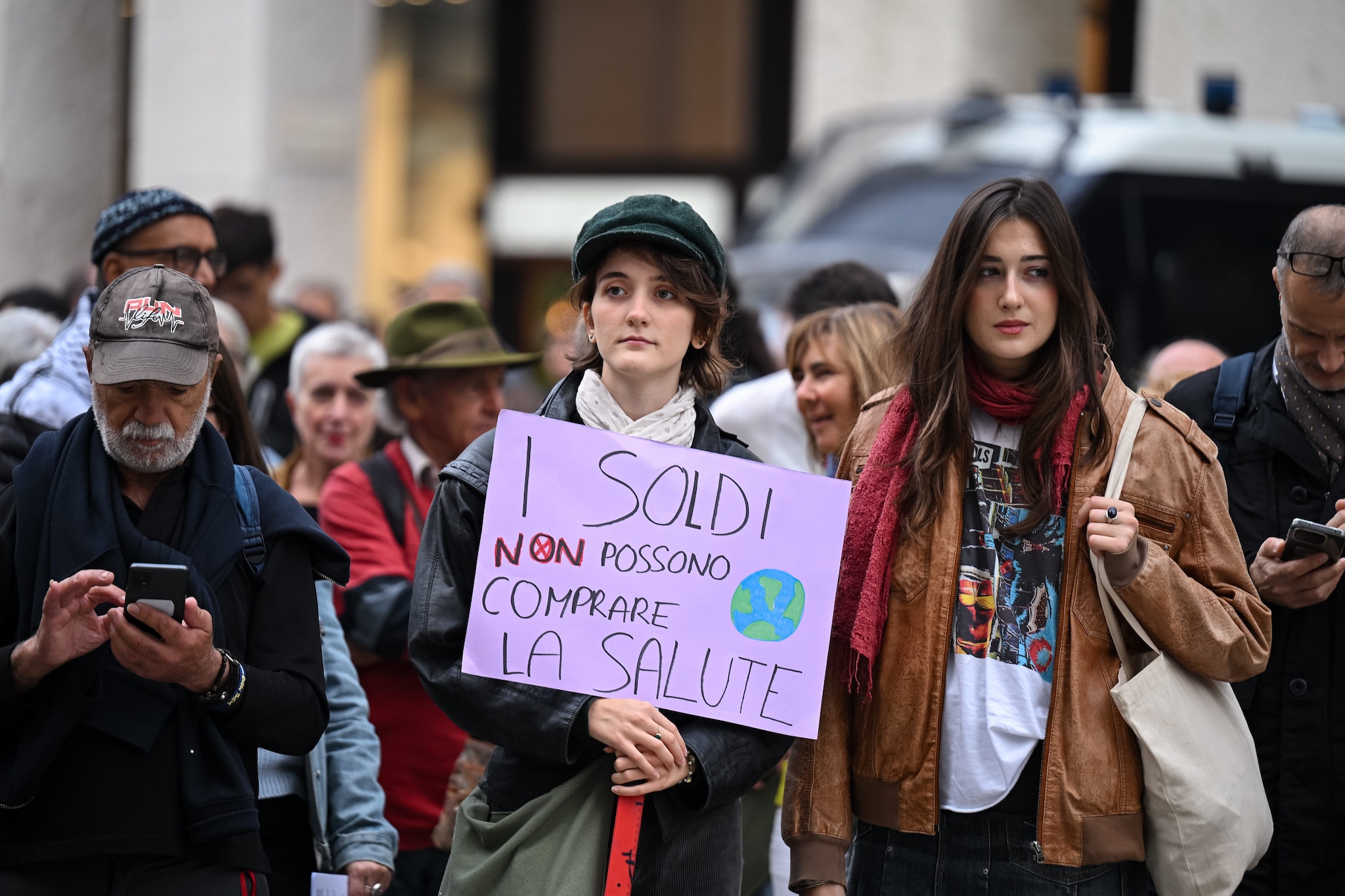 Se credi che i giovani siano solo una questione di ordine pubblico, allora sei parte del problema
