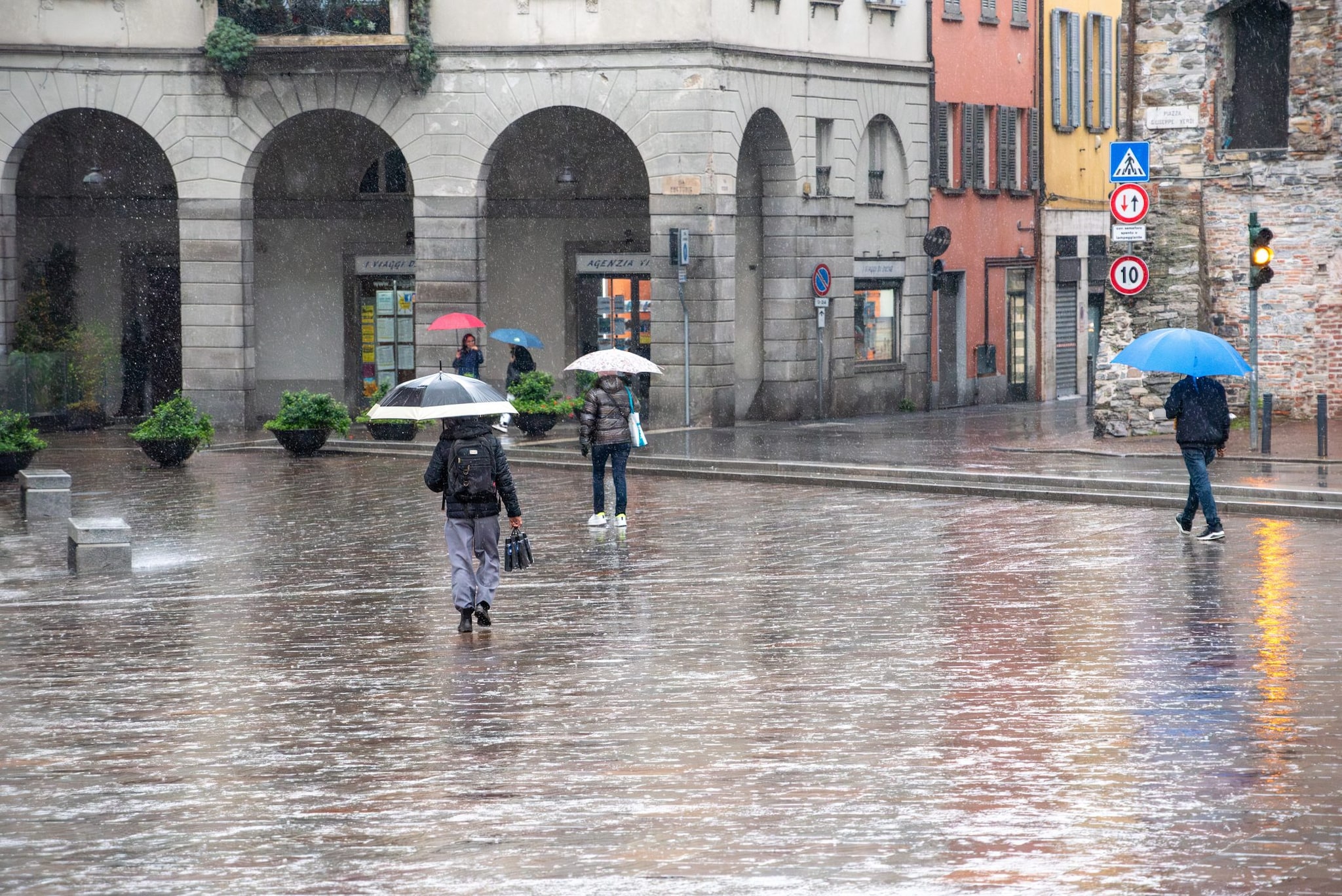 Meteo, torna la pioggia sull’Italia: da martedì 20 ottobre maltempo diffuso, ecco dove colpirà