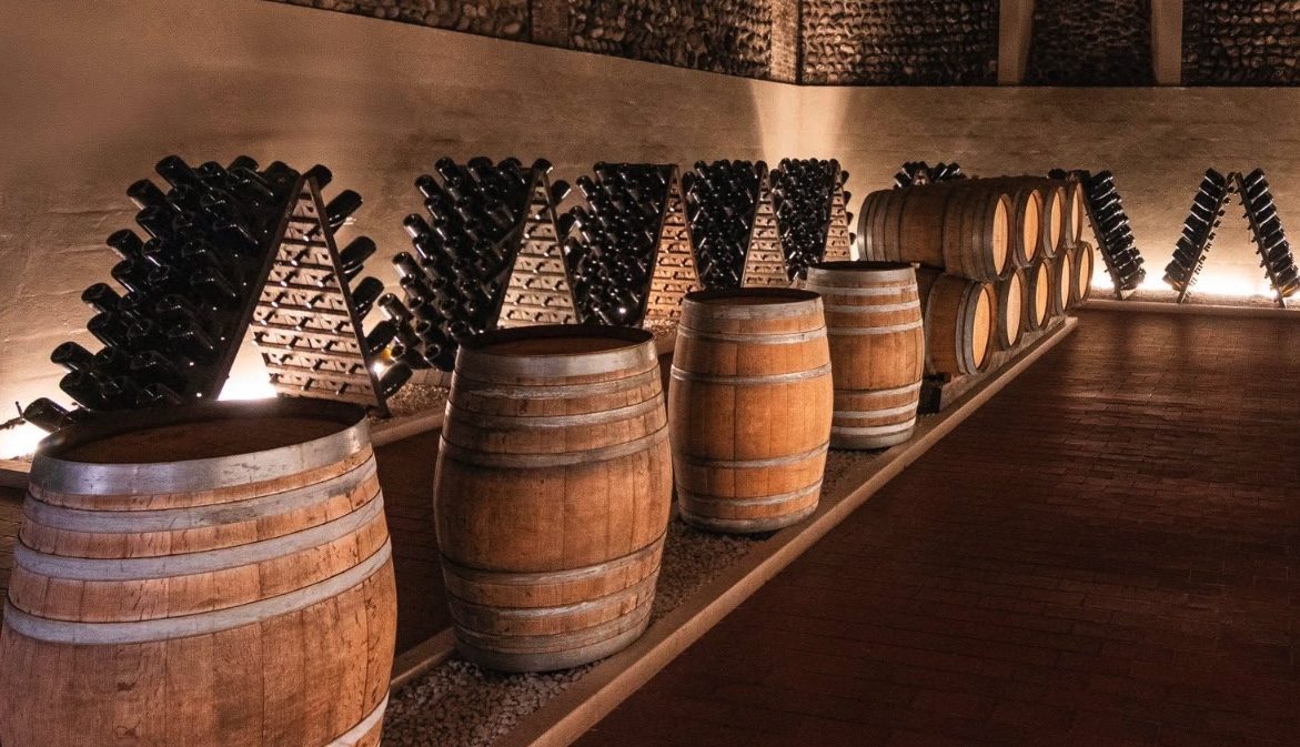 In Toscana il più grande furto di vino della storia: sparite 30mila bottiglie pregiate per 5 milioni di euro