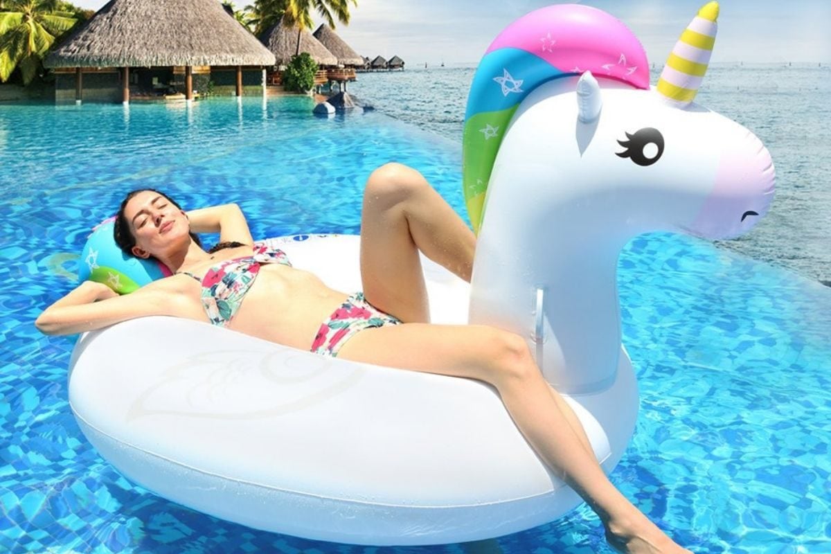 Unicorno gonfiabile gigante