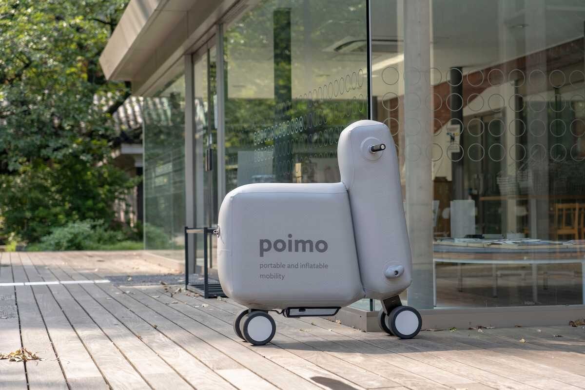 Poimo, il primo scooter elettrico gonfiabile che entra in uno zaino e viaggia con te