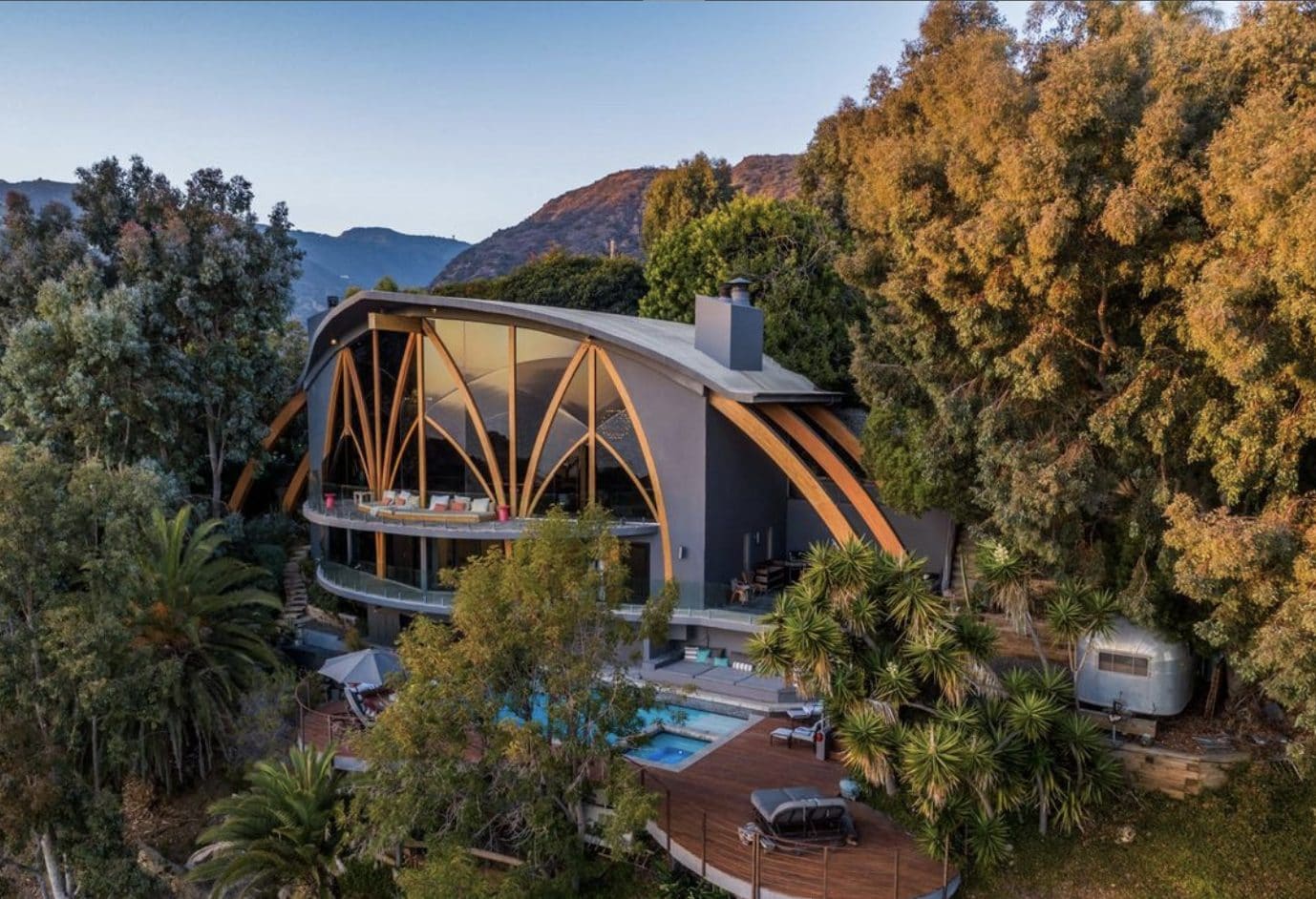 La villa più iconica di Malibu è in vendita per 9,5 milioni di dollari