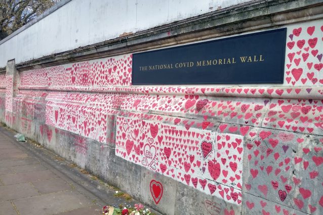 National COVID Memorial Wall, Londra