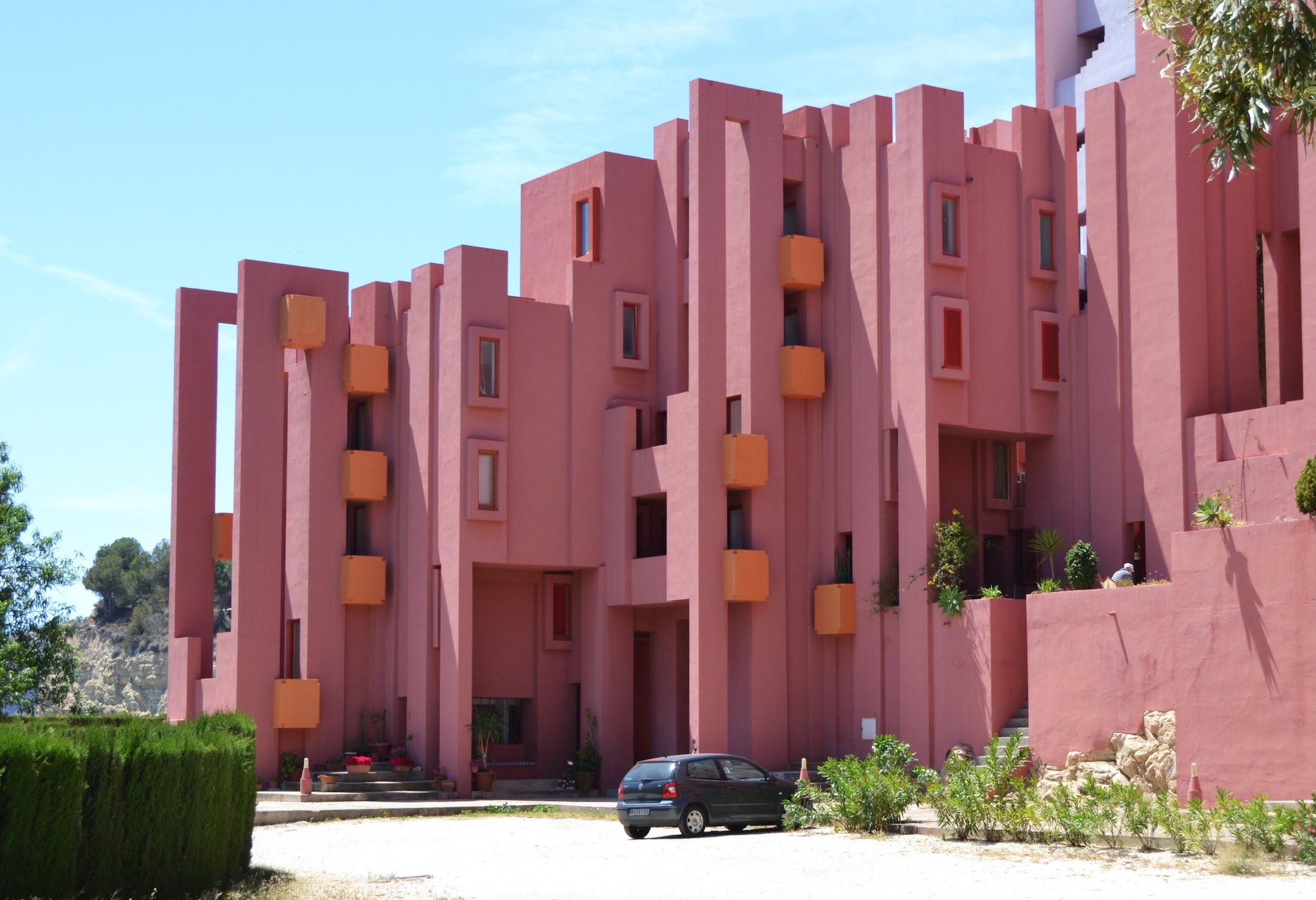La Muralla Roja di Ricardo Bofill ad Alicante