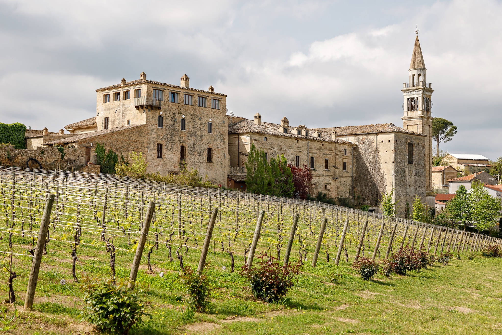 Il Castello di Semivicoli nelle Tenute Agricole Masciarelli in Abruzzo