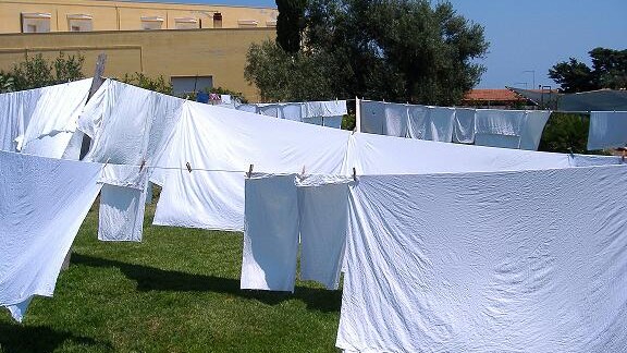 come fare un bucato bianco