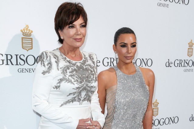 Kim Kardashian senza Kanye: al party di Cannes arriva con mamma Kris