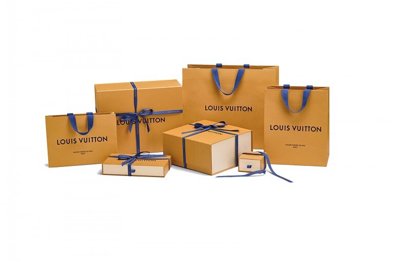 Dal color cioccolato alla tonalità zafferano: Louis Vuitton cambia il  packaging