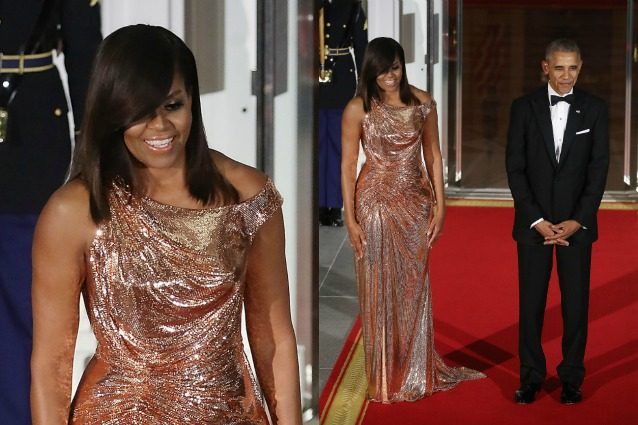 Michelle Obama, splendida in oro all’ultima cena di Stato