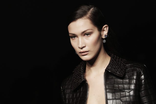 Bella Hadid ammette di aver perso troppo peso per la sfilata di Victoria’s Secret