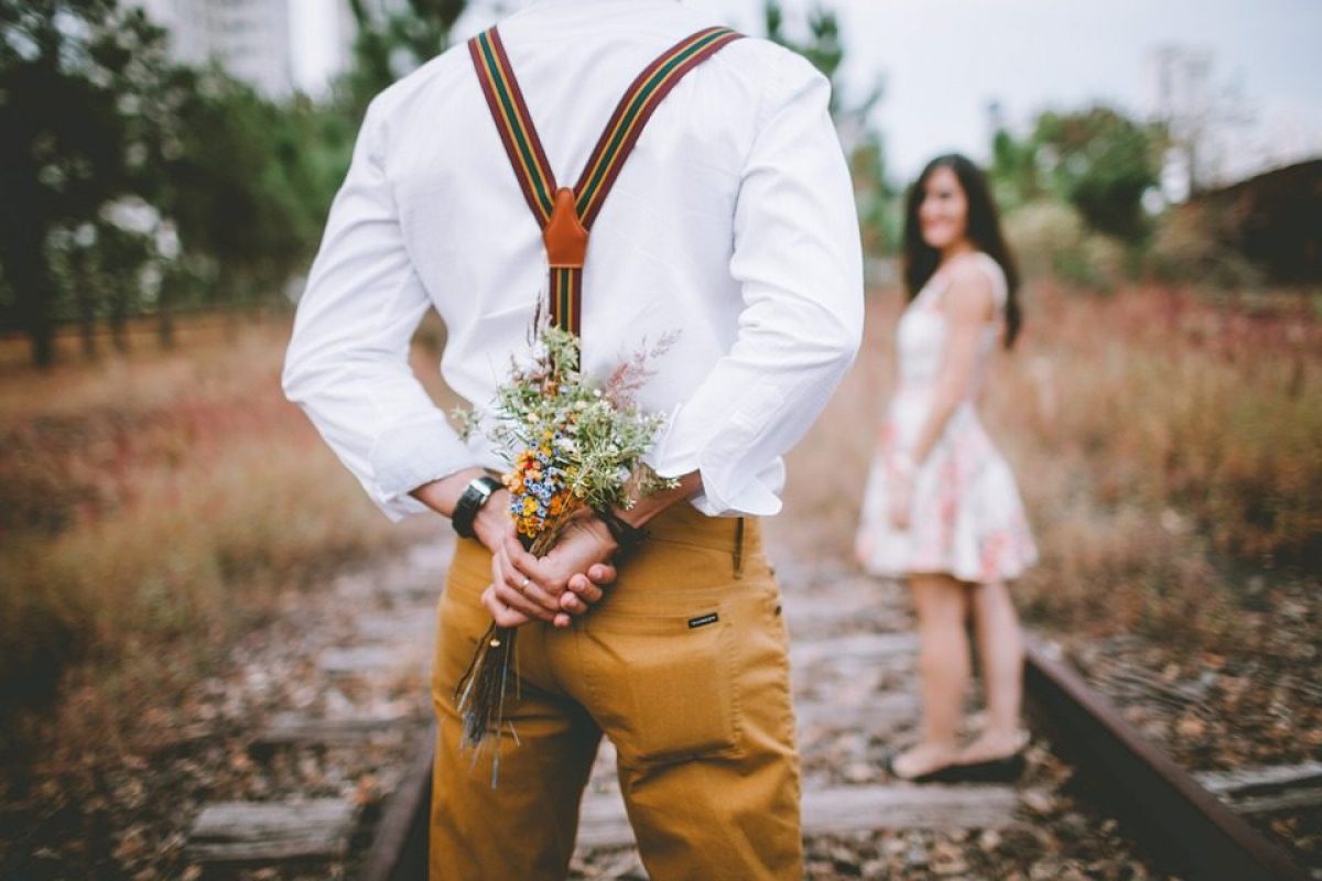 Come capire se si è innamorati 8 segnali per scoprire se è vero amore Come capire se si è innamorati 8 segnali per scoprire se è vero amore