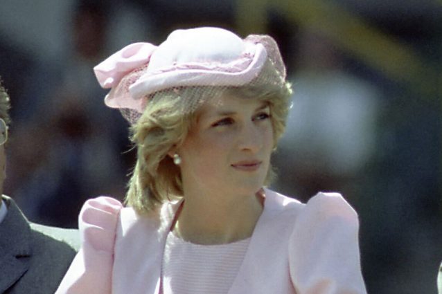 Ecco perché la principessa Diana non ha più indossato abiti Chanel dopo il divorzio con Carlo