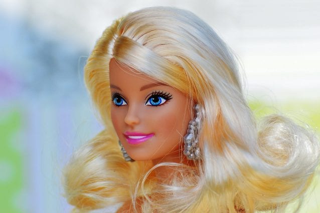 Barbie compie 60 anni, l’evoluzione di un mito che non invecchia mai