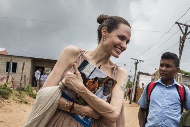 Angelina Jolie sempre più magra, i fan sono preoccupati per le sue condizioni di salute