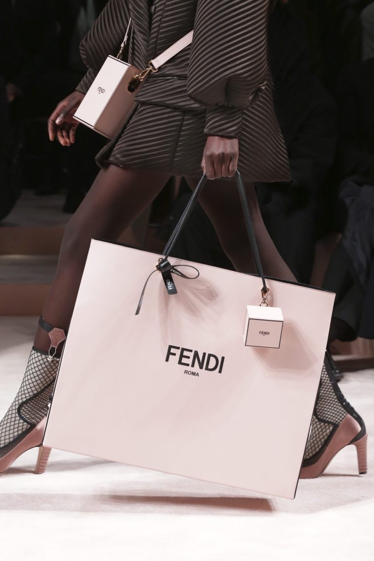 borsa fendi pikachu
