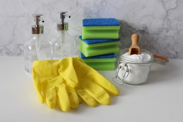 Come disinfettare a fondo la casa con prodotti naturali