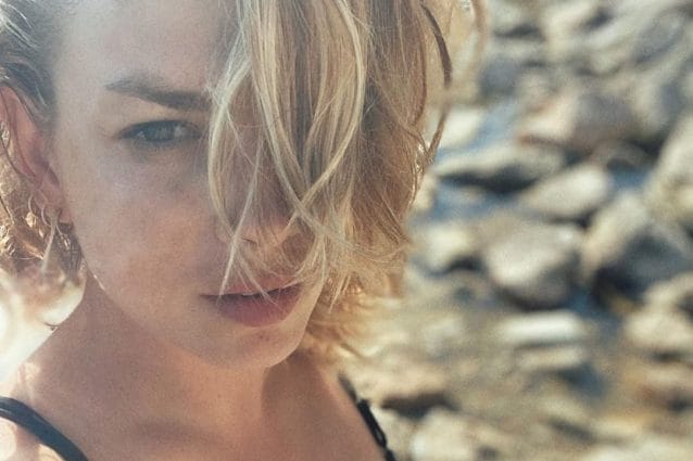 Emma Marrone, la sua estate 2020 è senza trucco e in total black