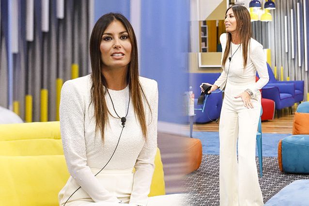 GF Vip 2020, puntata 18: Elisabetta Gregoraci candida in bianco (con orecchini e scarpe di lusso)