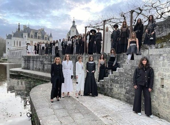 Chanel Metiers d'Art 20-21: la sfilata da sogno in un castello in Francia