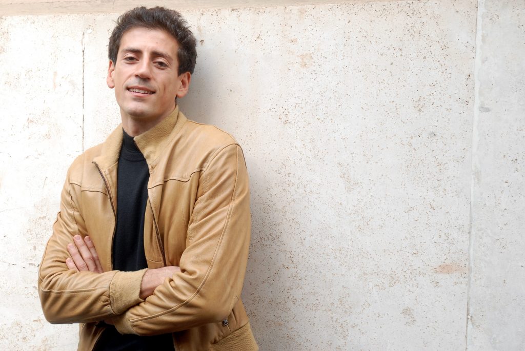 L’attore Gaetano Bruno, che nella serie interpreta Walter Albini