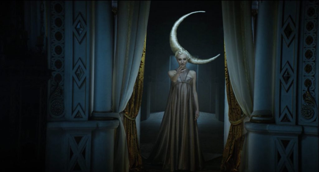 La Luna, uno dei personaggi del film "Il Castello dei Tarocchi" di Dior