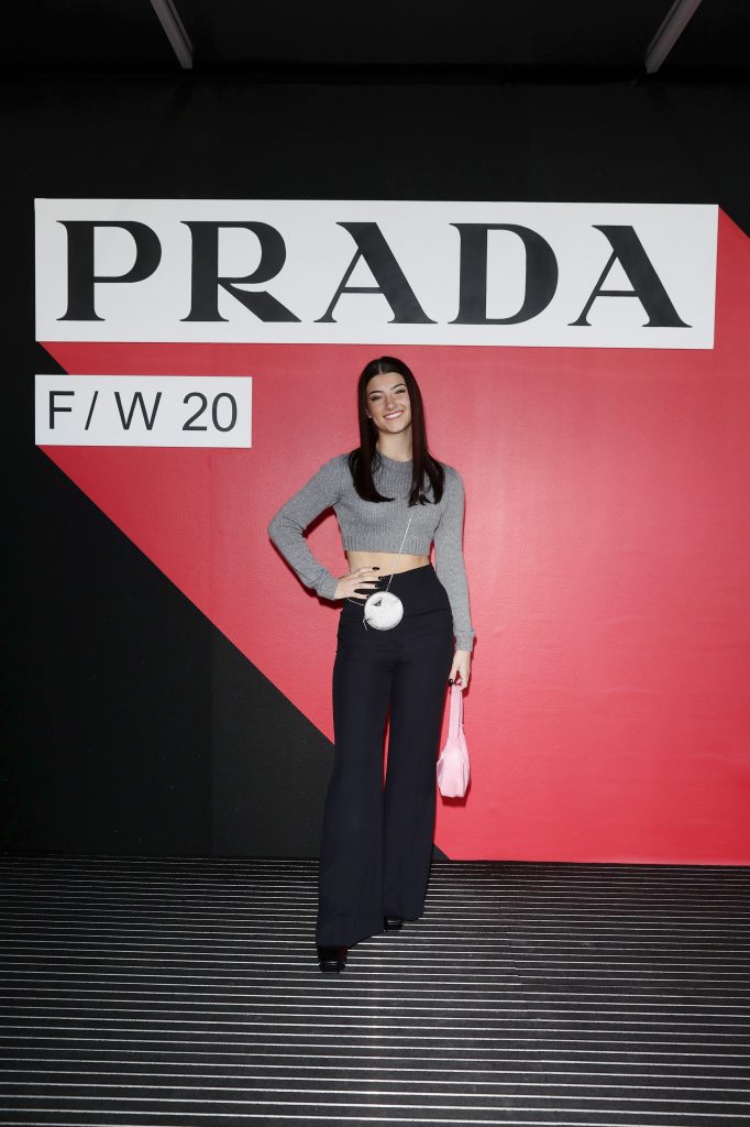 La tiktoker Charli D’Amelio alla sfilata Prada