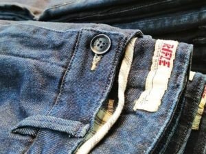 All'asta i jeans Rifle: la svendita online comprende migliaia di capi  acquistabili a pochi euro