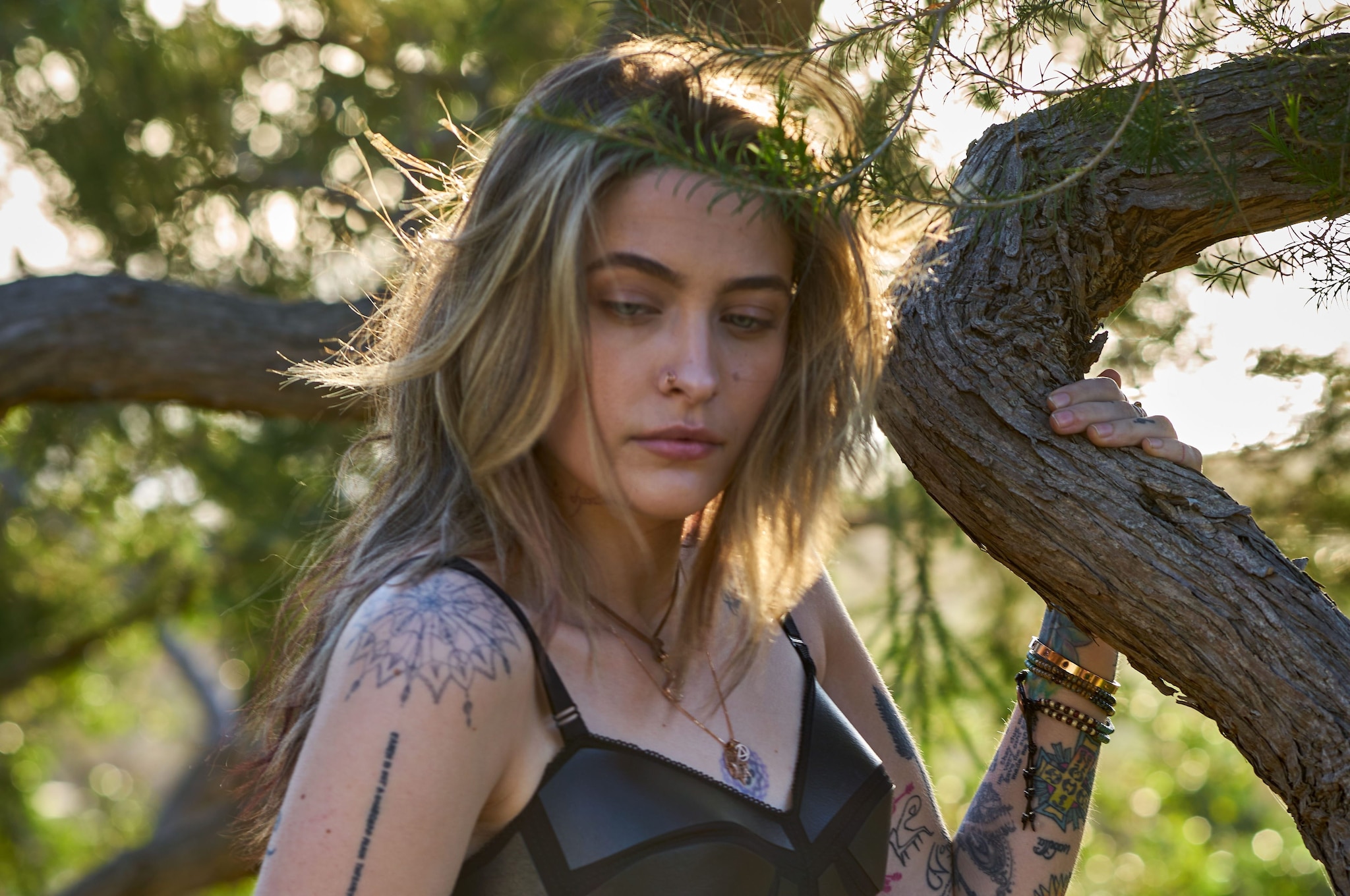 Stella McCartney crea i primi abiti ottenuti dai funghi con una testimonial speciale: Paris Jackson