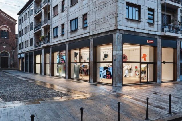 Il negozio Supreme a Milano