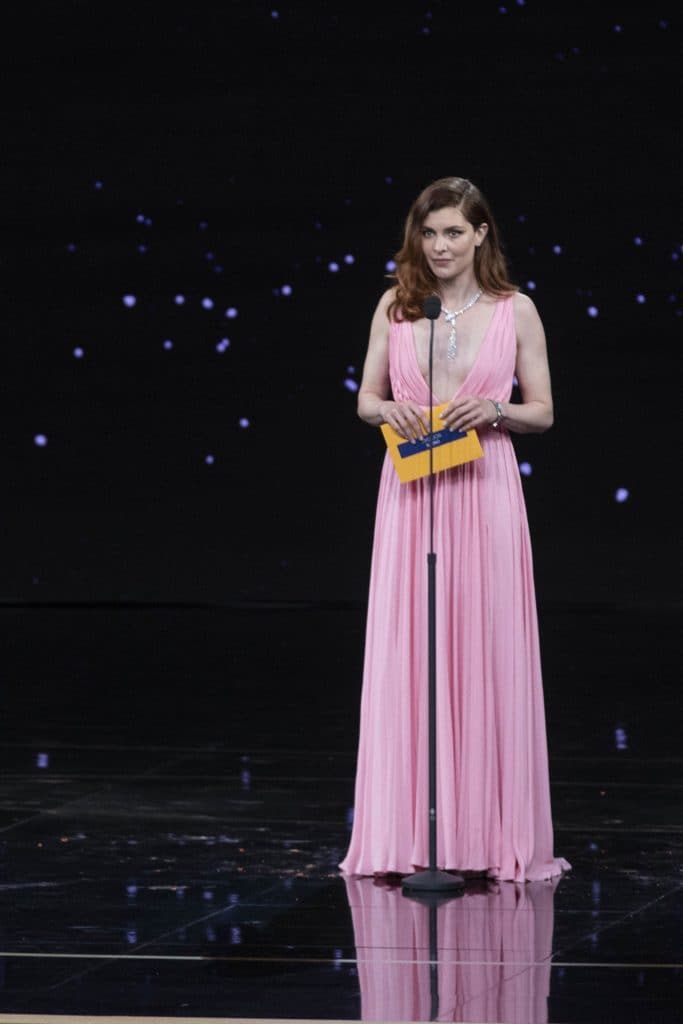Vittoria Puccini in Valentino. Foto di Luca Dammicco e Emanuele Manco