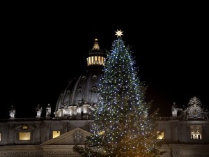 Albero di Natale nel Vaticano (Foto Getty Images).