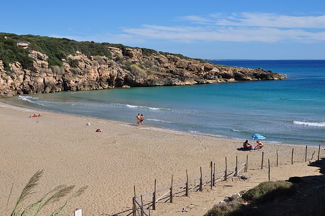 Spiaggia di Calamosche – Foto Wikimedia Commons