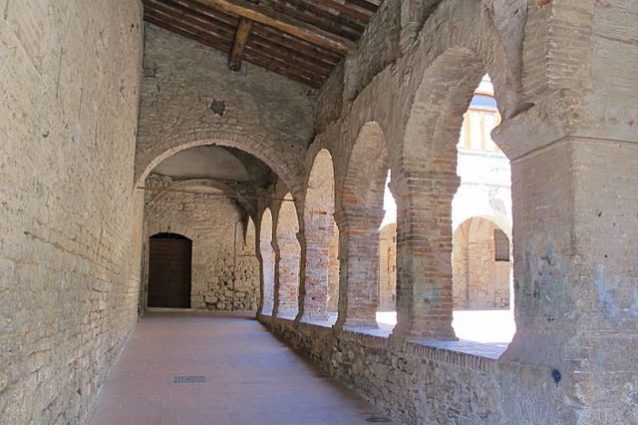 Suvereto, Chiostro di San Francesco – Foto Wikimedia Commons