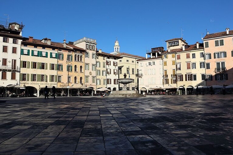 Piazza Giacomo Matteotti