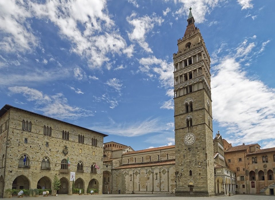 Pistoia, Piazza Duomo