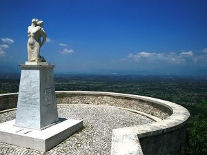 Monumento a Mamma Ciociara