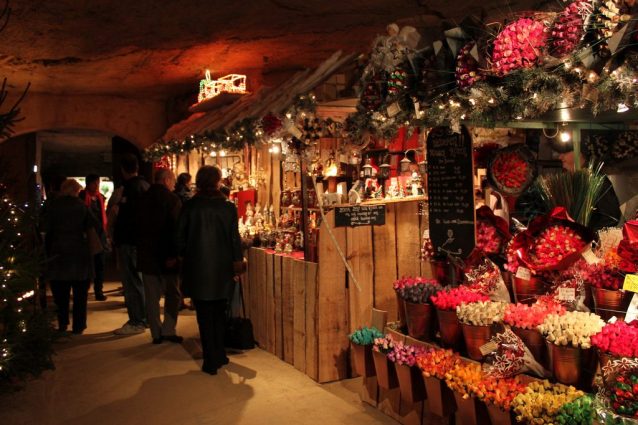 Fluweelengrot Kerstmarkt Valkenburg