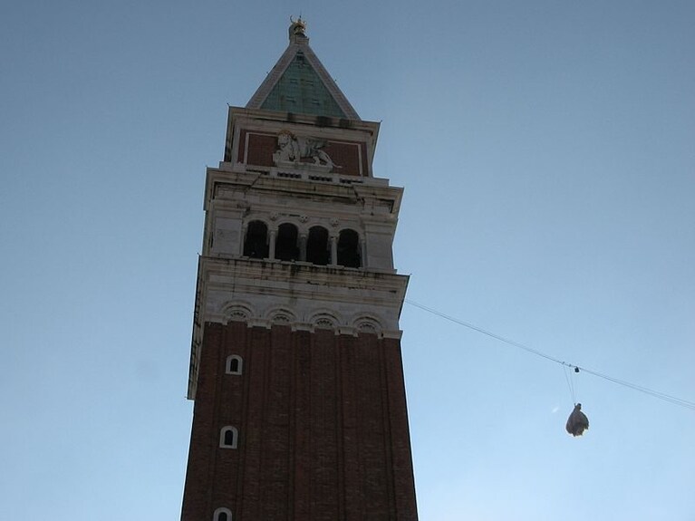 Carnevale di Venezia 2010 - Volo dell'Angelo
