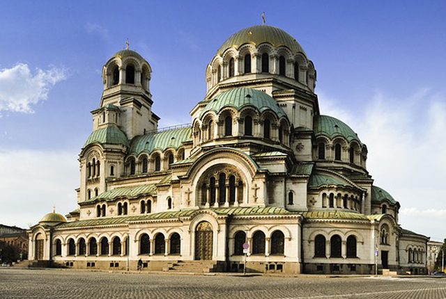 Cattedrale di Alexander Nevski. Foto da <a href="https://pixabay.com/it/chiesa–sofia–alexander–nevski–2264661/" target="_blank" rel="nofollow noopener">pixabay</a>