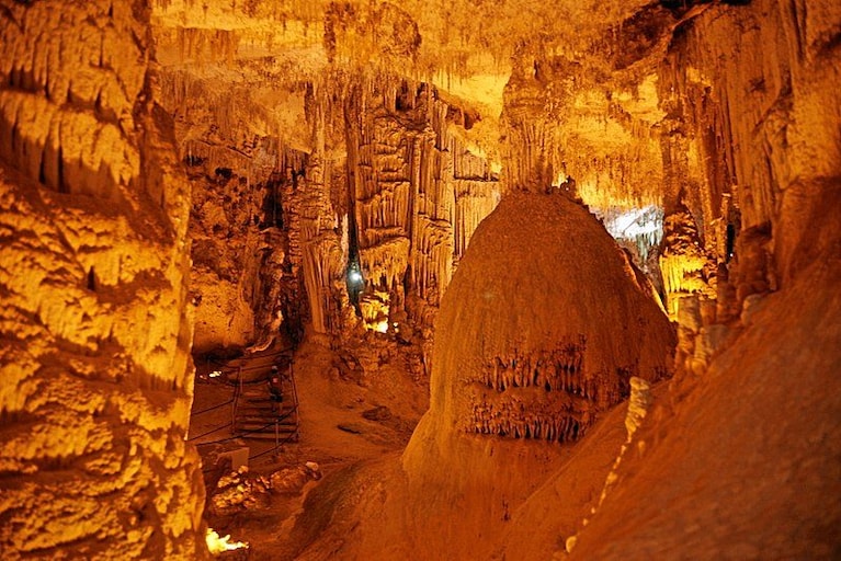 Interno Grotte di Nettuno