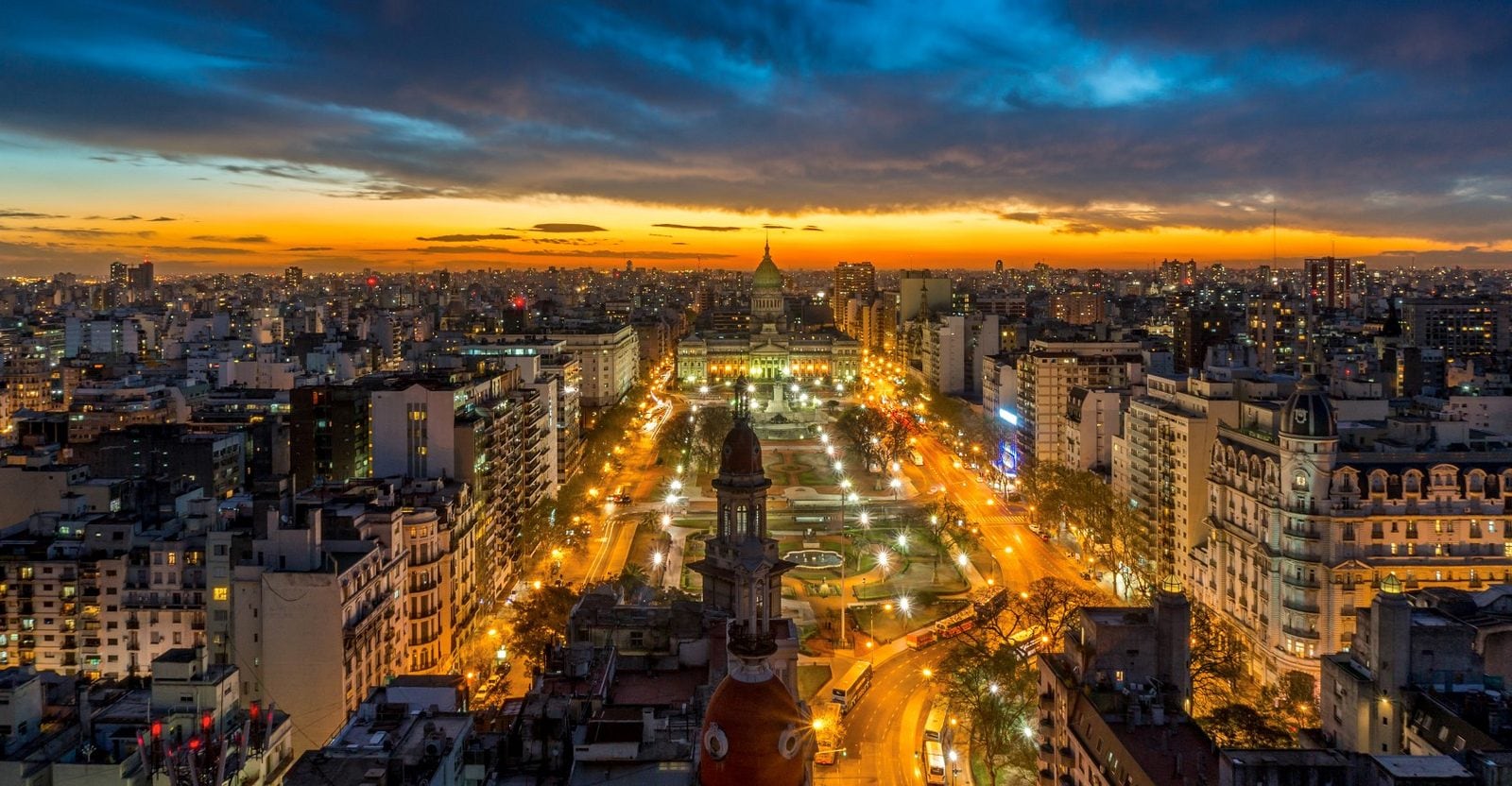 Buenos Aires. Foto di <a href="https://www.flickr.com/photos/gameoflight/10363371446/" target="_blank" rel="nofollow noopener">BORIS G</a>