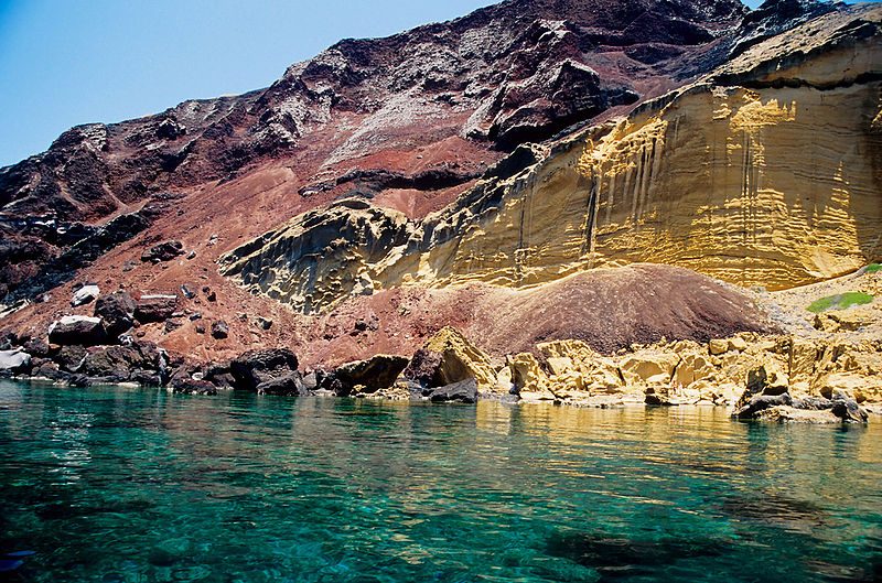 Costa di Linosa. Foto di <a href="https://it.wikipedia.org/wiki/File:Linosa_4.jpg" target="_blank" rel="nofollow noopener">fab</a>