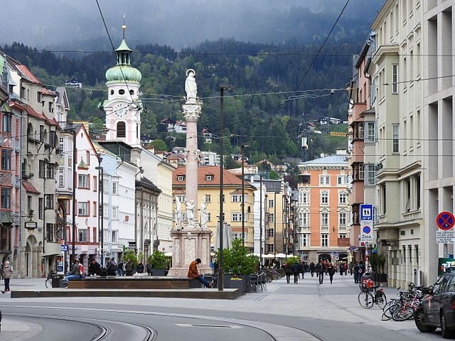 Maria–Theresien Strasse – Foto Wikimedia Commons