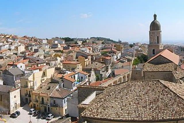 Pietramontecorvino. Foto di <a href="https://www.flickr.com/photos/viaggioroutard/34024302830" target="_blank" rel="nofollow noopener">Viaggio Routard</a>