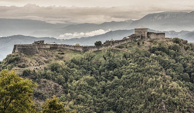 Fortezza Verrucole vista da Nord